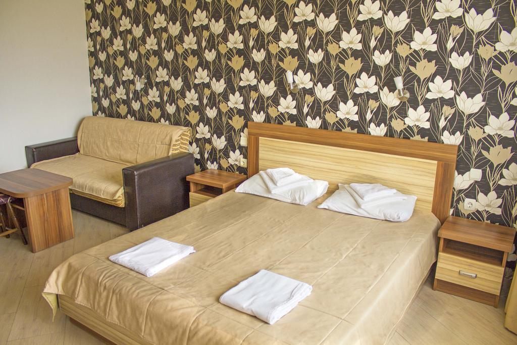 Complex Chayka Guest House Byala  Exterior photo